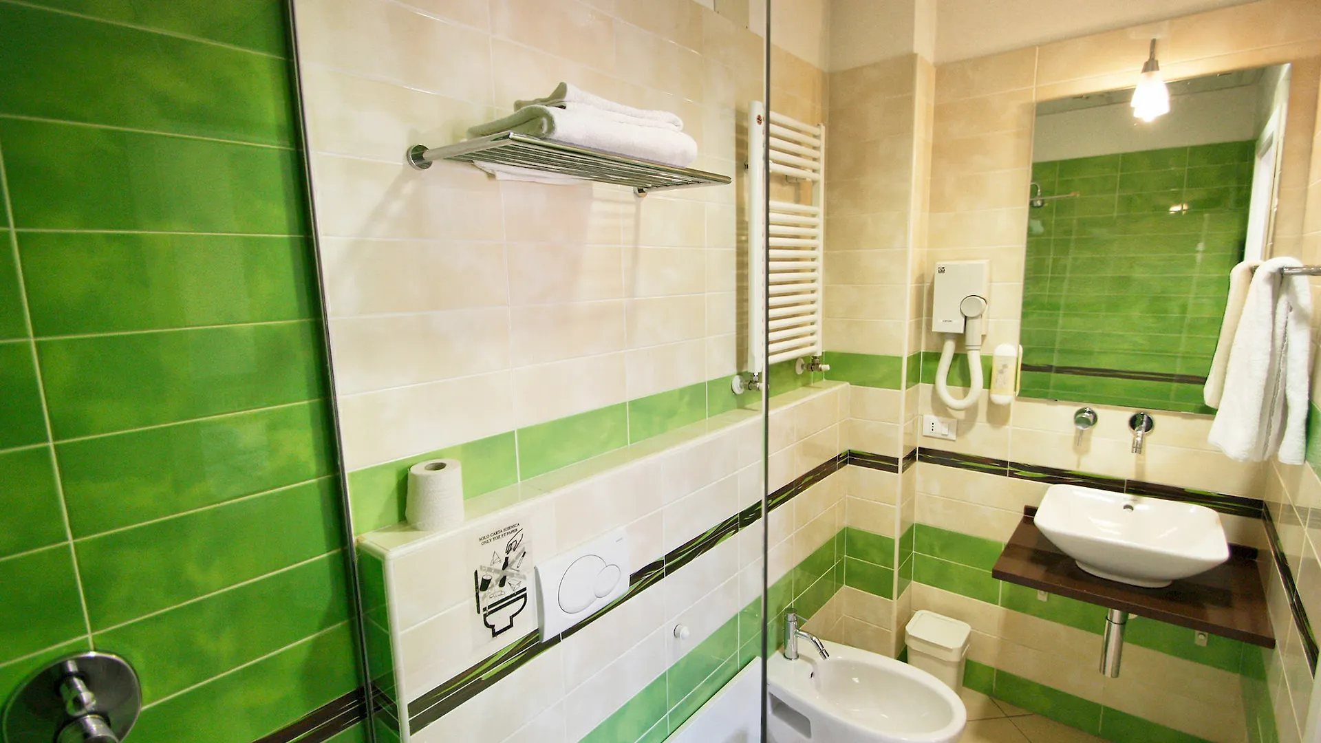 Bologna Inn 3*,